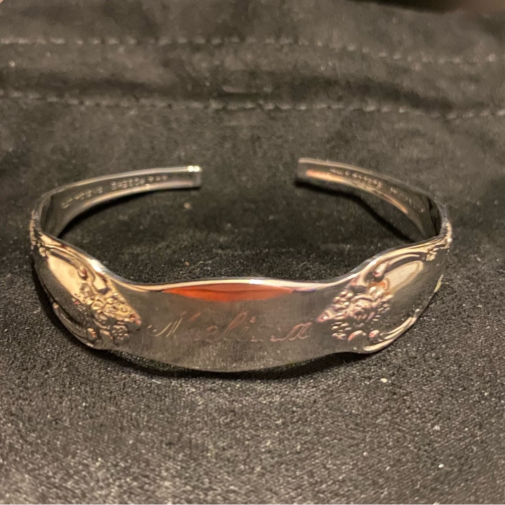 Vtg W.M. A Rogers Oneida Silver Plated Engraved Bent Spoon Bracelet
